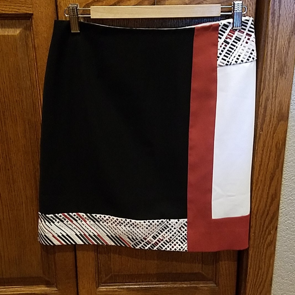 White House Black Market Skirt
